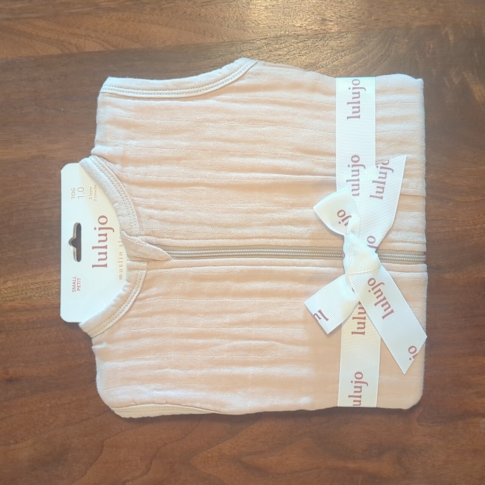 Small lulujo muslin sleep sack